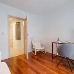 Great 2 Bdr Apartment, Prestigious Location In The Center Of Warsaw. Daire *