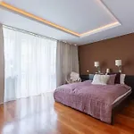 Great 2 Bdr Apartment, Prestigious Location In The Center Of Warsaw. Daire Varşova
