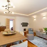 Daire Great 2 Bdr Apartment, Prestigious Location In The Center Of Warsaw. Varşova