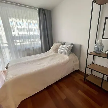 Great 2 Bdr Apartment, Prestigious Location In The Center Of Warsaw. Appartement *