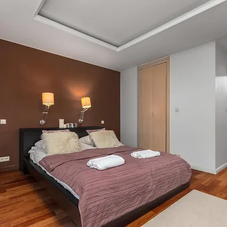 Apartament Wiejska 20 - B By Homeprime