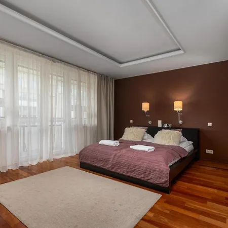 Apartament Wiejska 20 - B By Homeprime *