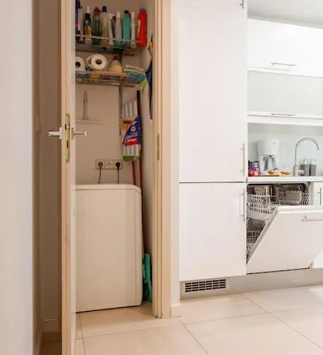 Great 2 Bdr Apartment, Prestigious Location In The Center Of Warsaw. Apartment