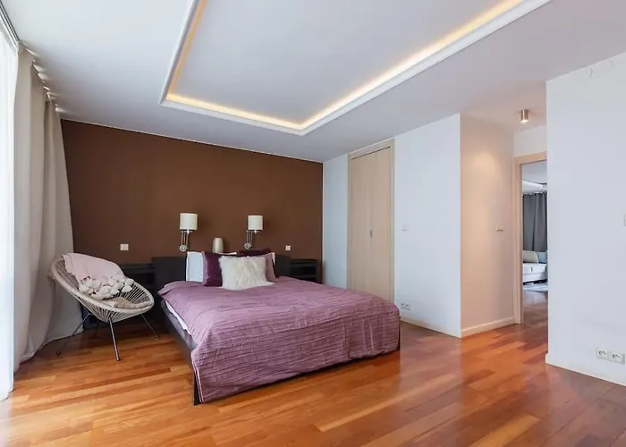 Apartment Great 2 Bdr Apartment, Prestigious Location In The Center Of Warsaw. *