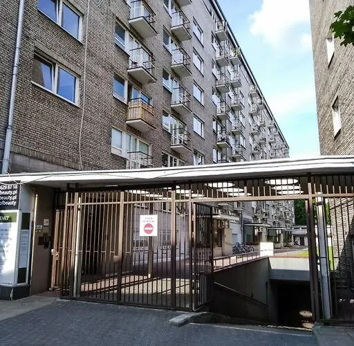 Apartment Great 2 Bdr Apartment, Prestigious Location In The Center Of Warsaw. Warsaw