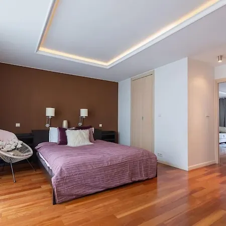 아파트 Great 2 Bdr Apartment, Prestigious Location In The Center Of Warsaw. *