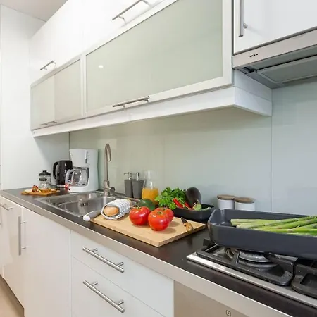 아파트 Great 2 Bdr Apartment, Prestigious Location In The Center Of Warsaw.