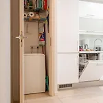 Great 2 Bdr Apartment, Prestigious Location In The Center Of Warsaw. Apartment